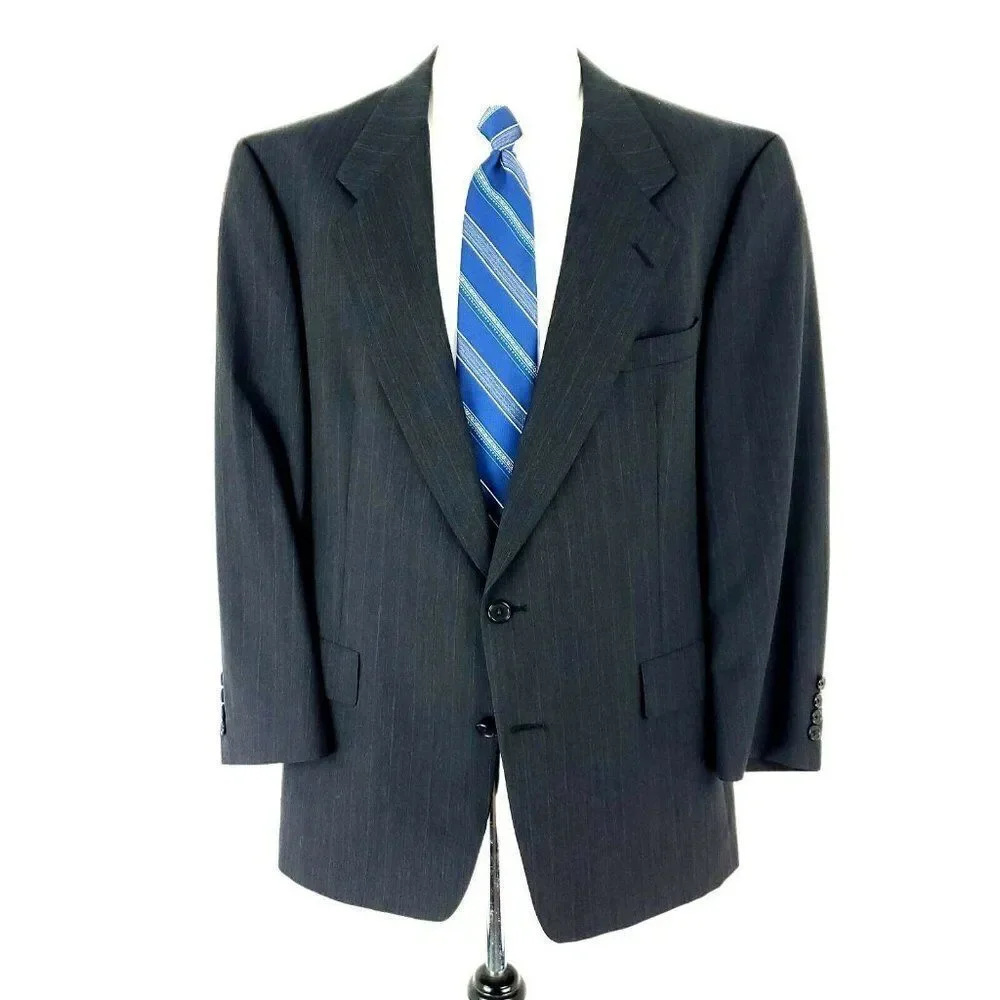 Hart Schaffner Marx Wool 2‎ Button 2 Piece Suit 44R Gray Striped 36/27 Pleated